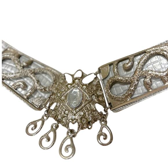 Leatherock Statement Buckle Belt Women\'s L Silver Croc Embossed Item #4651 main image 4